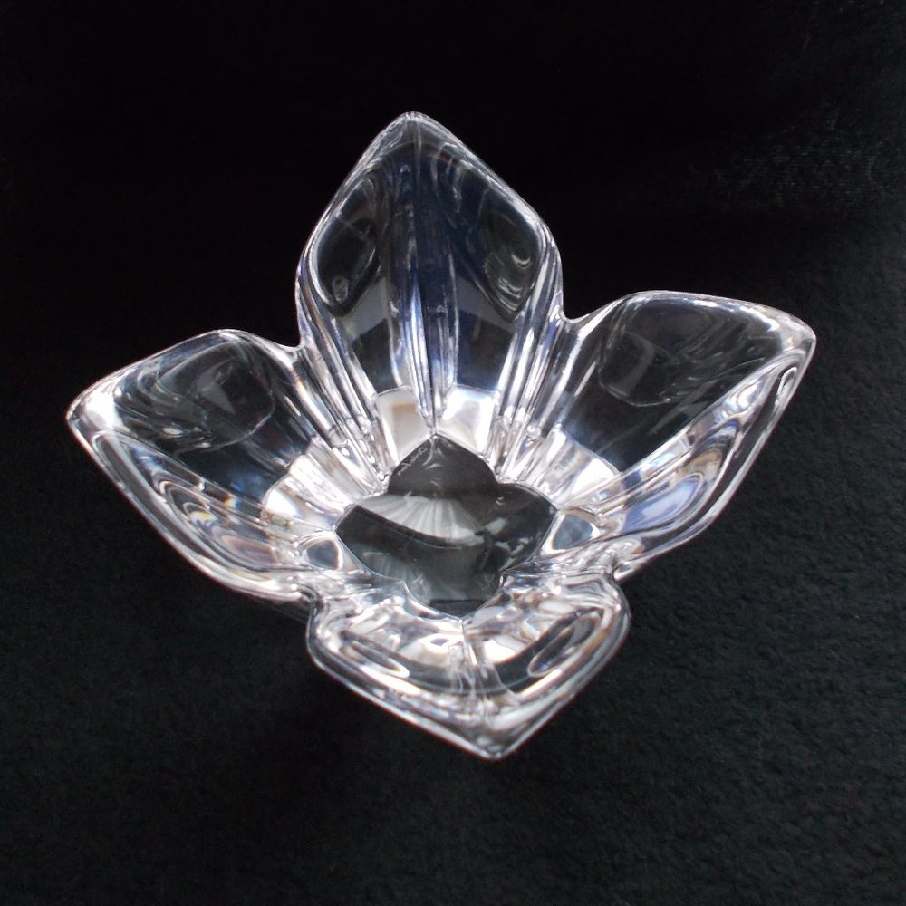 Modern Crystal Lotus Bowl by Designer Lars Hellsten MSRP: $495.00*HOST PICK*